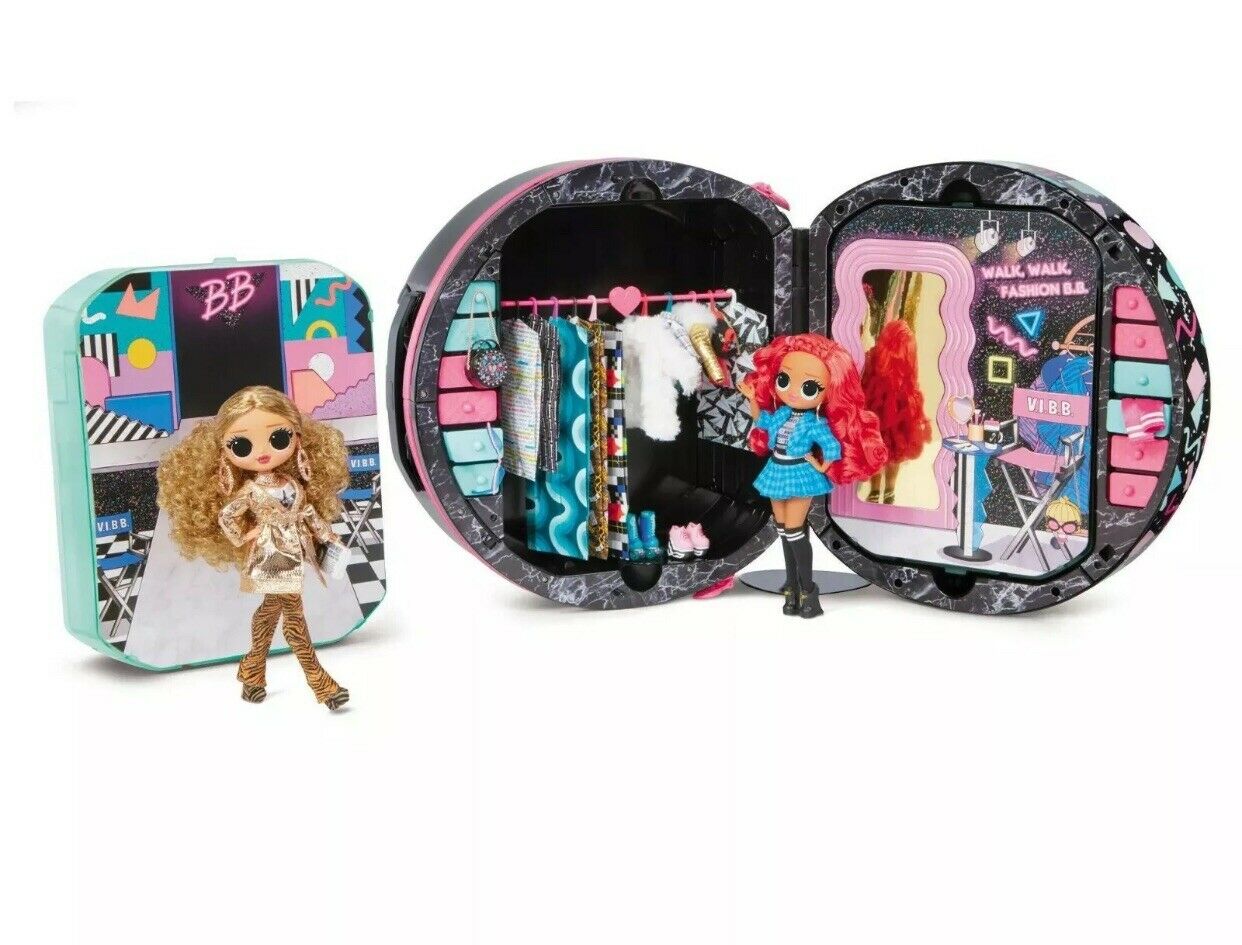 LOL Surprise OMG Fashion Closet On-the-Go Rolling Storage Playset